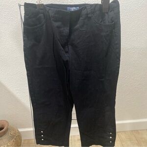 Women’s Verve Capri Pants Black w/ Rhinestones Lower Side‎ Leg 20.5” L Size 16